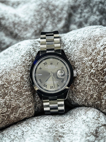 Rolex Oyster Perpetual Datejust – Classic Roman Numeral Dial Watch
